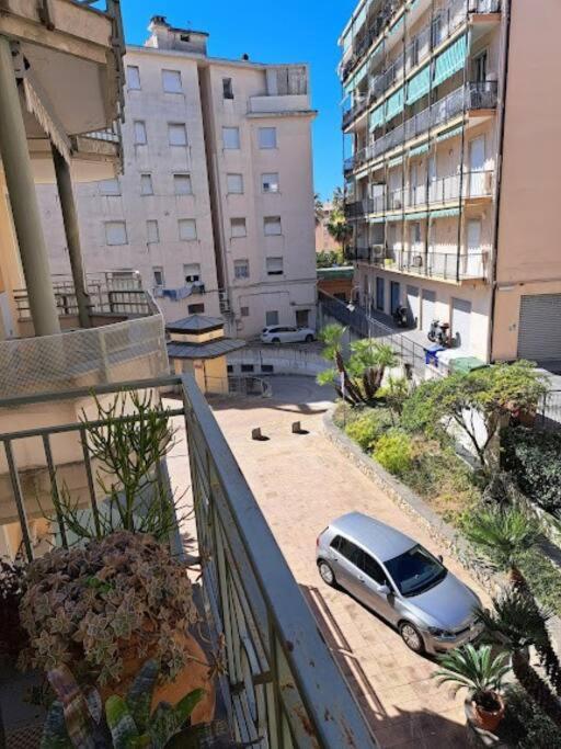 Centrale Vicino Spiagge E Ciclabile + Box-Auto ! Apartman Arma di Taggia Kültér fotó